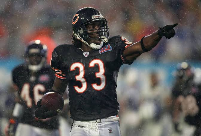 🏈 ‘I Loved My Time in the FBI but Nothing Can Compare to the NFL’: Charles ‘Peanut’ Tillman on His Unlikely Career Path
